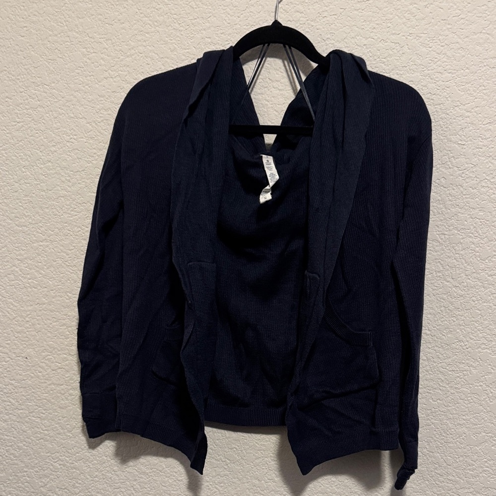 Lululemon Athletica Dark Blue Knit buttonless cardigan